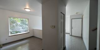Tri Level, 3 Bedroom For Rent in Port Orchard - Available June 25th! Gallery 8