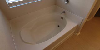 Clean North East Home - O'Conner & IH35 Gallery 20