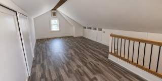 432 Beach Avenue Gallery 25