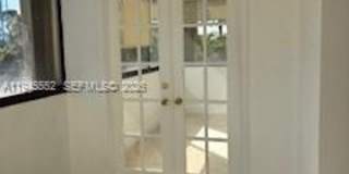 2950 SW 3rd Ave Gallery 9