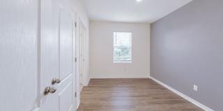 Like-New End-Unit 3 Bedroom Townhome Gallery 38