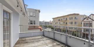 2128 Bay Street Gallery 4