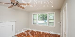 2424 Paxton Street Gallery 11