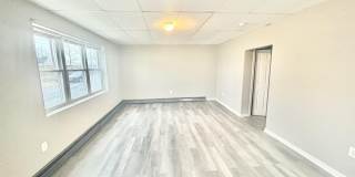 1830 E Riverside Dr Gallery 3