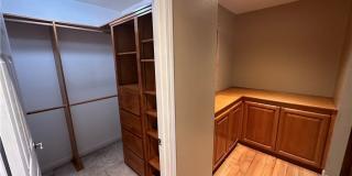1299 Dogwood Gallery 21