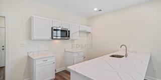 1470 Lyndale Avenue Gallery 3