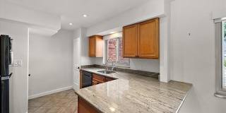 975 N Old Woodward Avenue Gallery 16