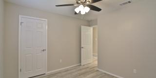 5417 Castle Gallery 20