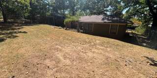Charming Mid-Century Modern Home Just Minutes from the U of A! Gallery 20