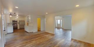 Large Beautiful Home in the Hills Gallery 7