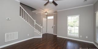 8306 Hornwood Court Gallery 4