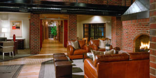 Carlyle Mill Gallery 33