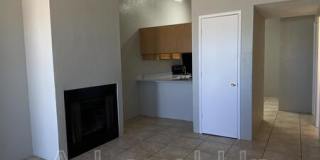 405 East Thoroughbred Street - 1 Gallery 8