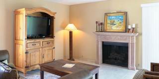 Beautifully Furnished Condo with Mountain Views Beautifully Furnished Condo with Mountain Views Gallery 37