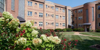 5825 Lindenwood Ave 2N | Southcityspaces.com | 5825 Lindenwood Ave 2N | Southcityspaces.com | Gallery 1