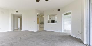 4750 Dolphin Cay Ln S Apt 408 Gallery 27