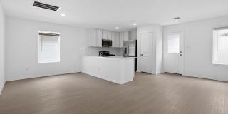 Axis at Veranda Rental Homes Gallery 12