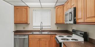 Must see 1st floor, end unit with lots of natural light in St Lucie Gardens. Gallery 10