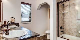 Radiant lake - 3 Bedroom Home Radiant lake - 3 Bedroom Home Gallery 16