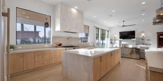 11842 N Miller Road Gallery 23