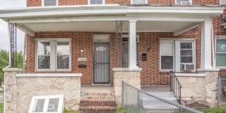 Spacious 3-Bedroom Townhome in Baltimore Gallery 1
