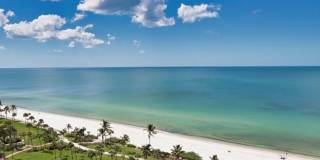 ** THE VINEYARDS SEASONAL ** 2 BED PLUS A DEN\2 BATH 2ND FLOOR COACH HOME READY FOR YOU ** VACATION READY HOME ** Gallery 61