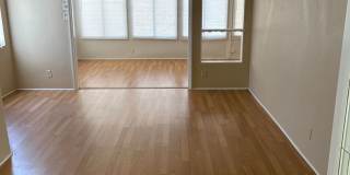 Beautiful 2Bed/2Bath with 2-Car Garage Gallery 6