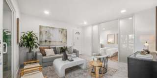 8581 Villa La Jolla Dr Apt P Gallery 1