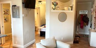 One Bedroom Condo Walking Distance to CU with Fenced Backyard and Flatiron Views! Gallery 7