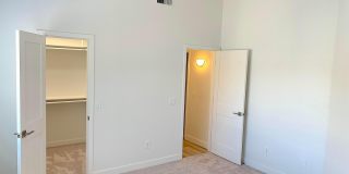 4533 N 22nd Street Gallery 24