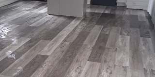 585 Kelton Ave Gallery 5