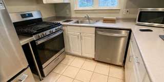 Near BU!  Massive Single Family Home over 3000 sq ft and laundry in unit! Gallery 1