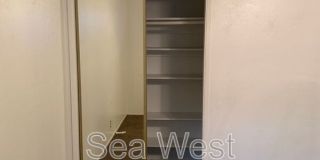 123 W Jason St Gallery 10