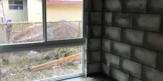 Large 4 -2 house in sw area ! Off Davie blvd Gallery 14