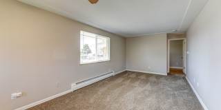 901-903 N Wolff Street Gallery 25