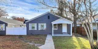 Beautifully Updated Duplex Near NoDa!! Gallery 1