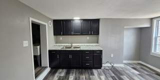 Fully rehabbed 2 bed 1 bath in the south side slopes!! Gallery 14