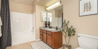 The Vineyards at Palm Desert Gallery 25