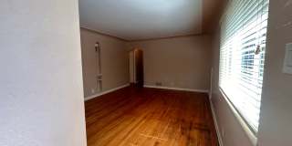 $0 DEPOSIT OPTION. CHARMING 2BED/1BATH DUPLEX NEAR SLOAN LAKE!! Gallery 6