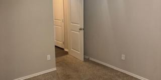 4 Bedroom 2 Bath Gallery 16