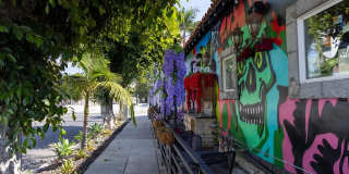 1048 Manzanita Gallery 30