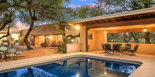 8959 E Woodland Road Gallery 31
