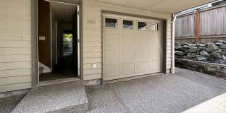 3bs/2.5ba Seattle Townhome Gallery 6