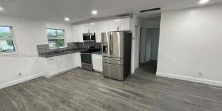 3906 SW 12th Ct Gallery 1