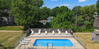The 4220 Grand Apartments Gallery 6