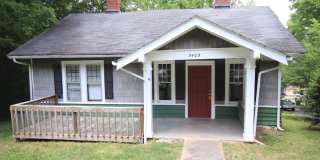 3409 Taylor Street - 2/1 With Updated Kitchen! Vouchers Accepted! Gallery 1