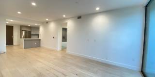 Reeves Place Gallery 54