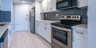 5401 Collins Ave appt 919 (A11961091) Gallery 11