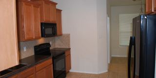 Large 4 BR Clear Creek Area-Convenient to Shopping and Fort Hood! Gallery 4