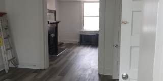 402 Center Street - 2 Gallery 1
